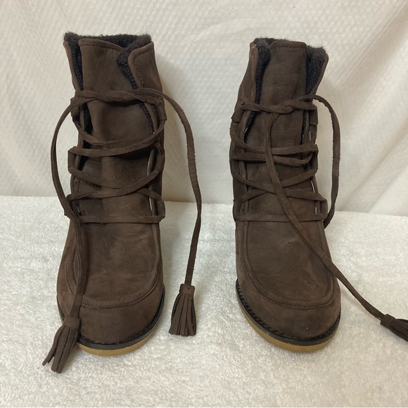 Lands’ End Brown Leather Suede Tassel Wedge Boots size 7.5 - Picture 2 of 8